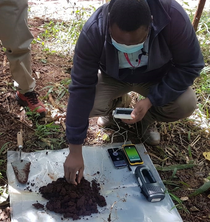 thumbnail of  It’s important: testing spectroscopy technology for soil analysis