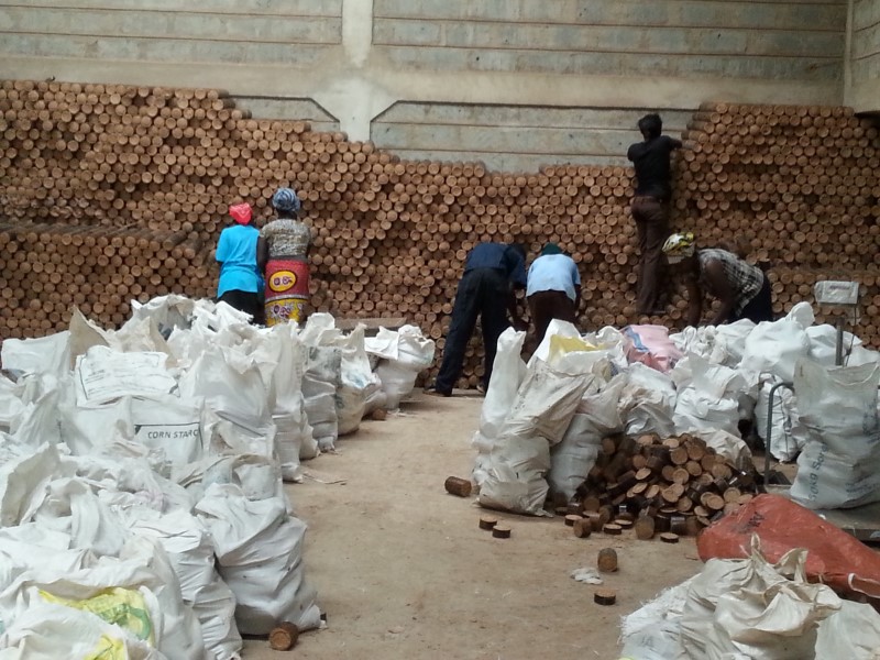 thumbnail of  Researchers find better use of food and wood waste: cooking fuel