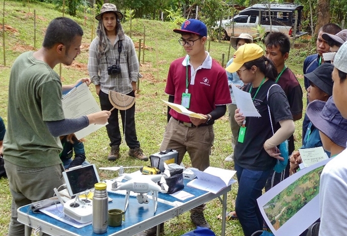 thumbnail of  Training the new restorers of Mekong forest ecosystems